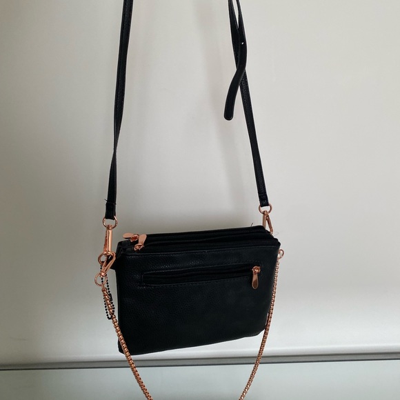 crossbody bag with rose gold chain - Picture 4 of 4